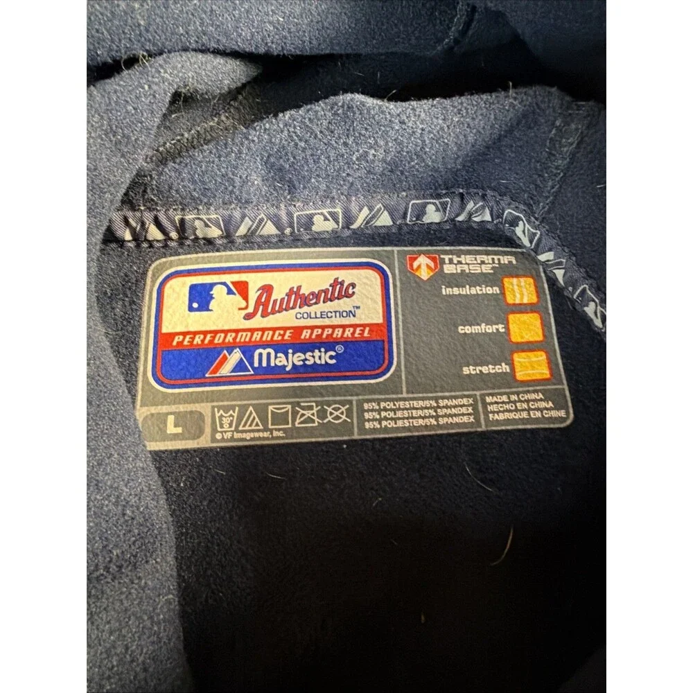 New York Yankees 27 World Championship L Gildan  Embroidered Patch EUC Hooded